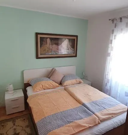 Apartma Romina *